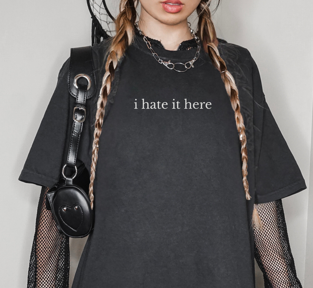 T-shirt Je déteste cet endroit