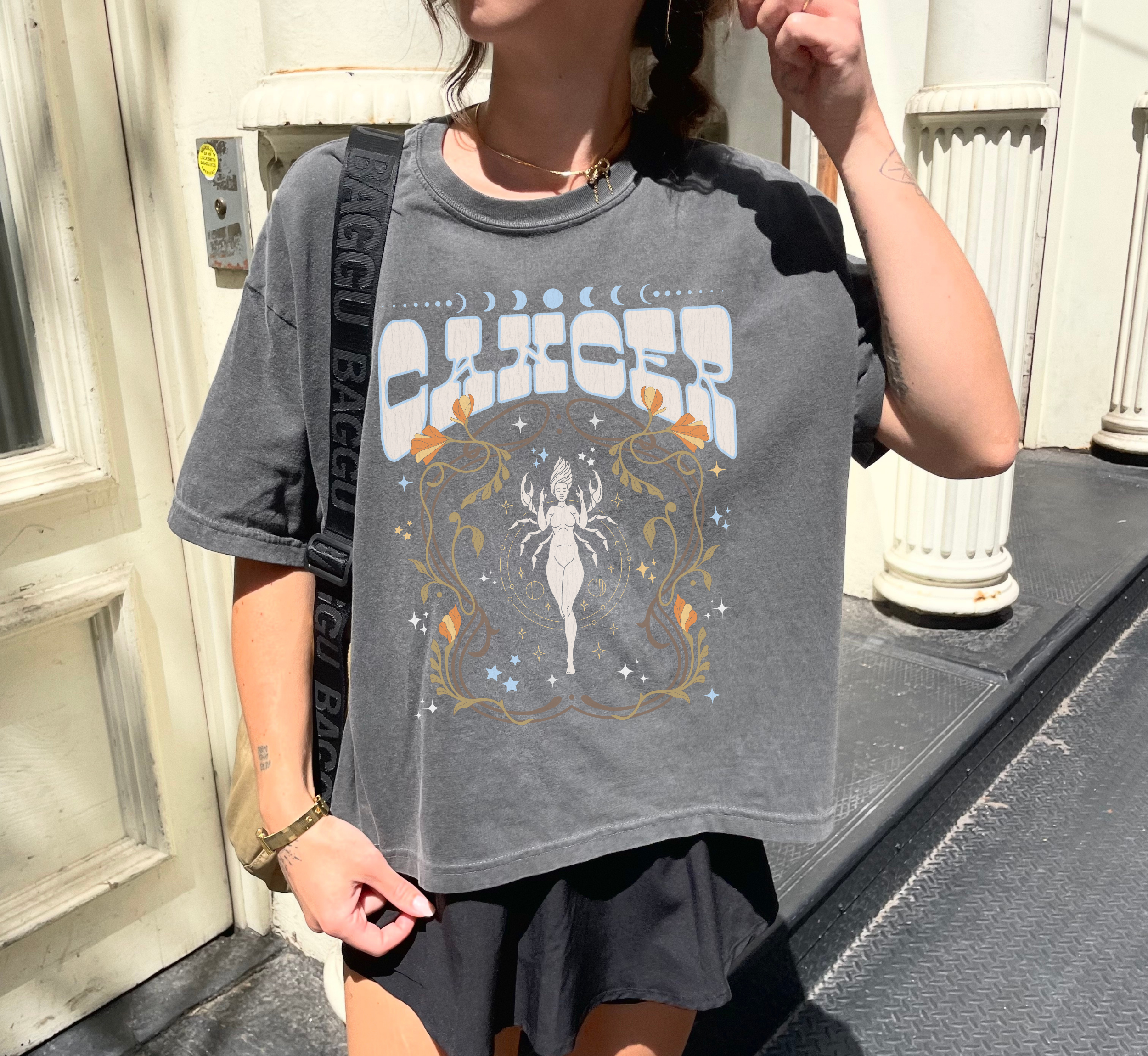 Cancer Zodiac Boxy T-Shirt