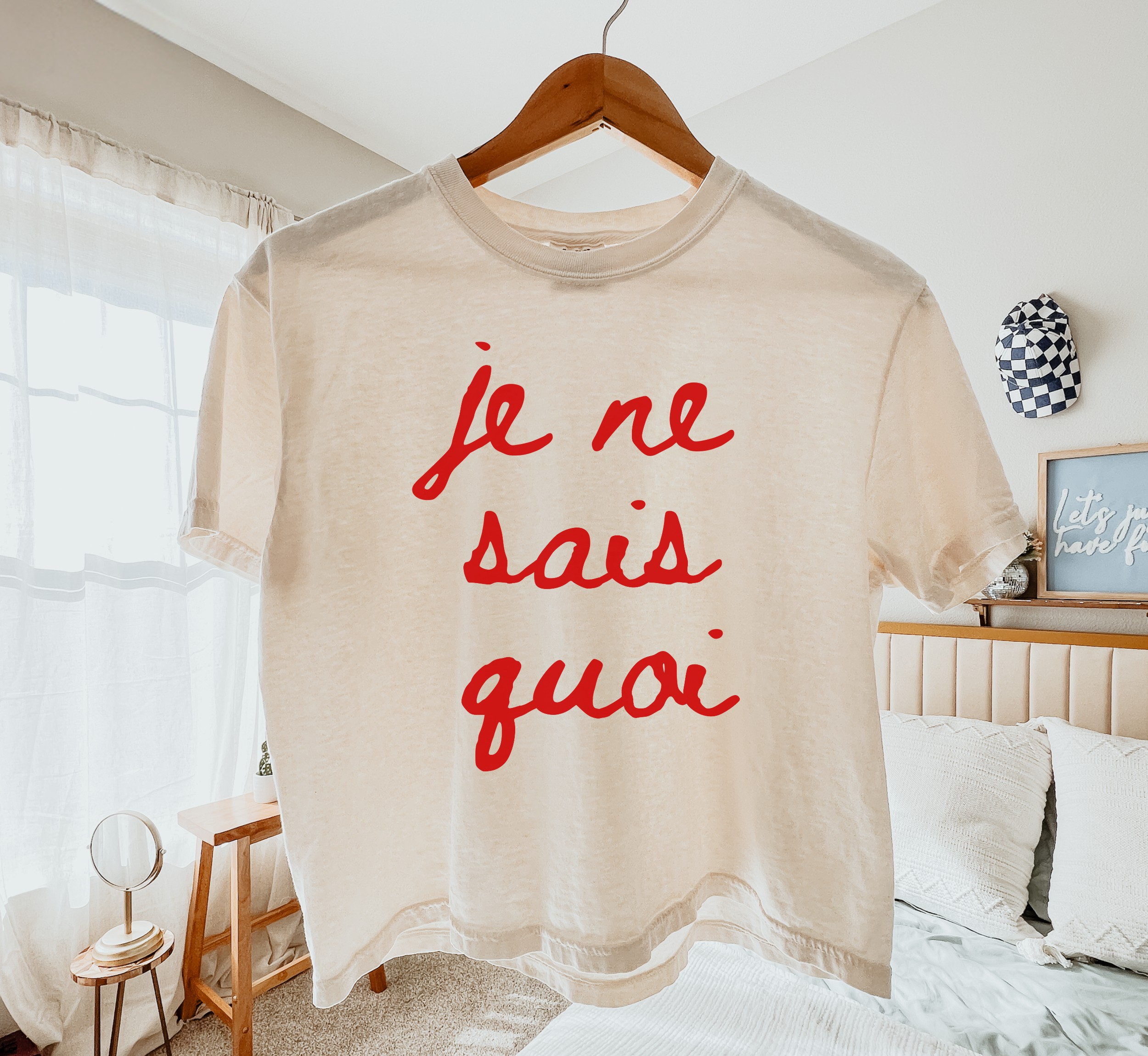 Je Ne Sais Quoi Boxy T-Shirt